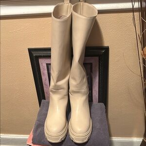 Loft Fashion Cream Winter Boots